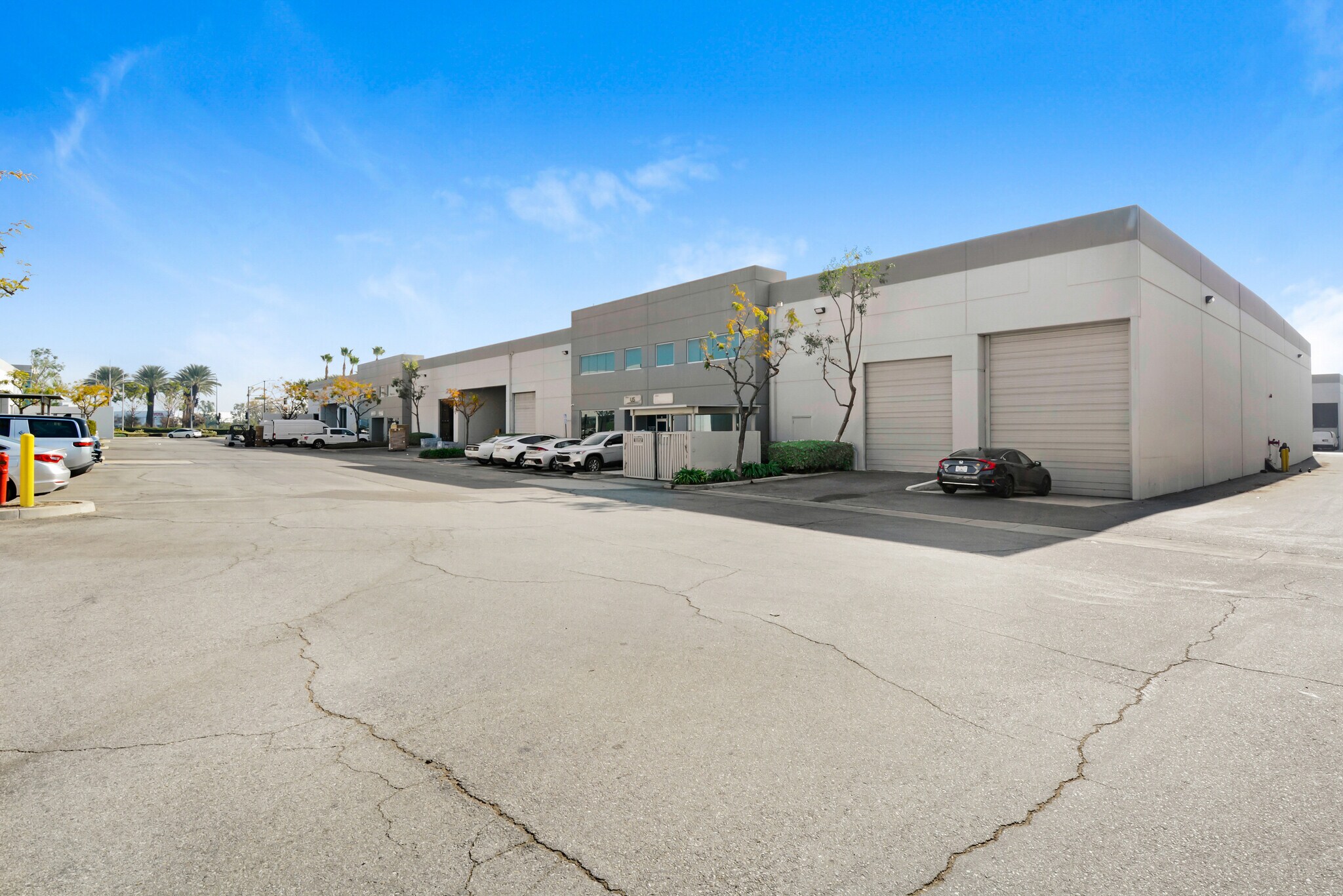 1550 Milliken Ave, Ontario, CA à vendre Photo du bâtiment- Image 1 de 34