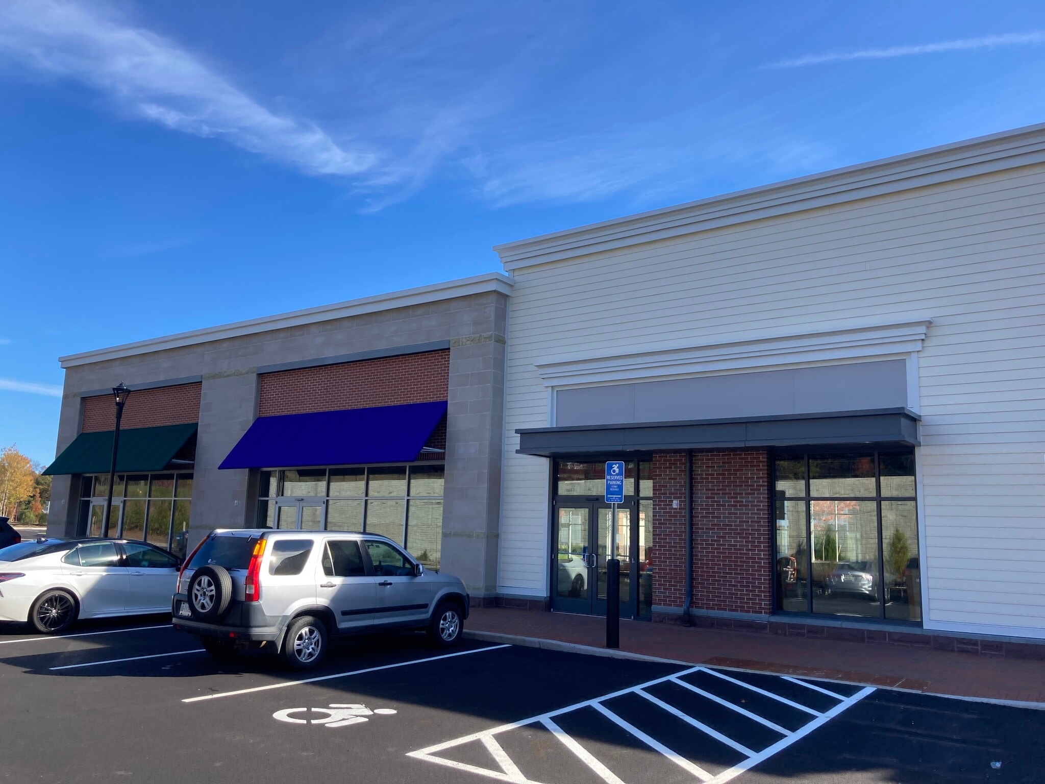 21 Ensign Dr, Avon, CT for lease Building Photo- Image 1 of 1