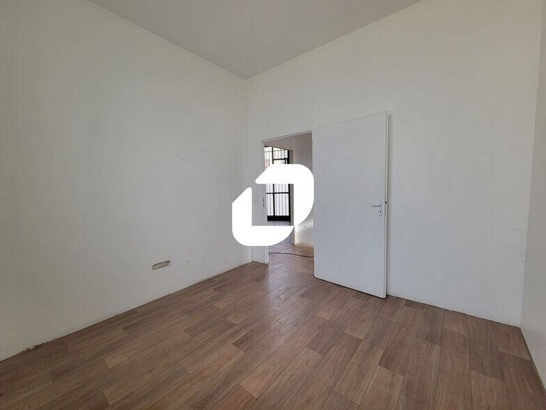 Flex in Évry-Courcouronnes for sale - Interior Photo - Image 3 of 11