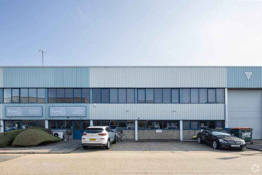 Streatham Rd, Mitcham for sale - Building Photo - Image 2 of 3