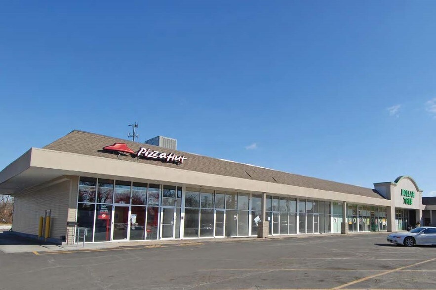 1005-1029 N Arlington Ave, Indianapolis, IN à vendre - Photo du bâtiment - Image 3 de 20