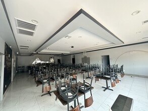 1702-1736 E Belt Line Rd, Richardson, TX for lease Interior Photo- Image 2 of 3