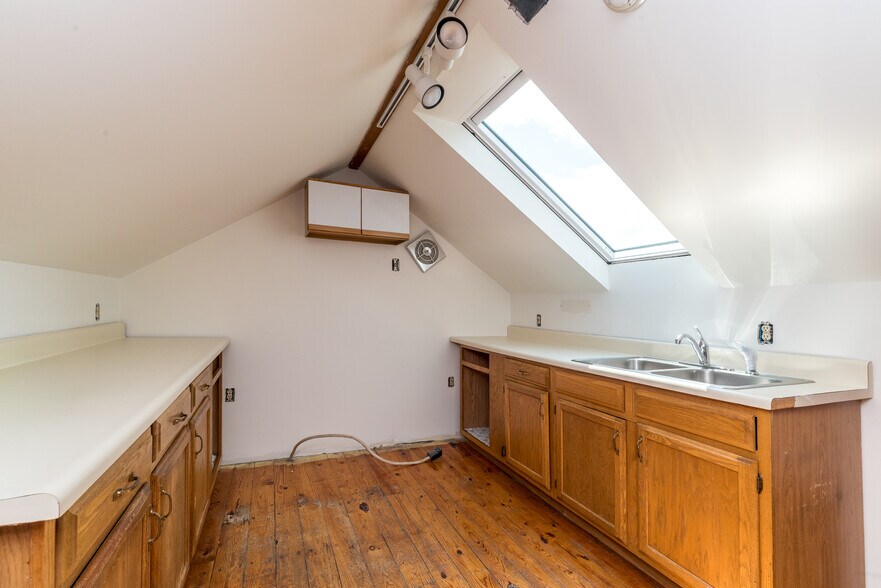 4018 Durham Rd, Ottsville, PA à vendre - Photo du bâtiment - Image 2 de 54