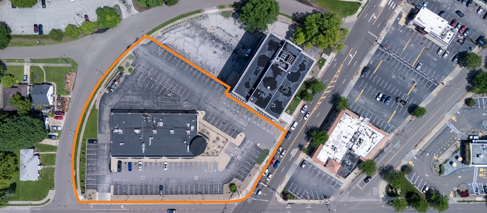 1 N Hawkins Ave, Akron, OH for lease - Building Photo - Image 2 of 6
