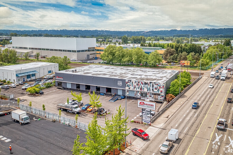 7835-7845 S 212th St, Kent, WA à louer - Photo du bâtiment - Image 2 de 8
