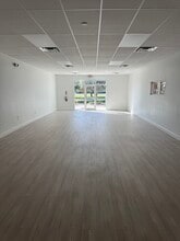 240 S Andrews Ave, Pompano Beach, FL for lease Interior Photo- Image 2 of 3