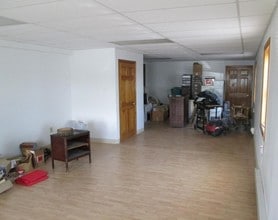 2300 Camp Swatara Rd, Myerstown, PA for sale Interior Photo- Image 2 of 4