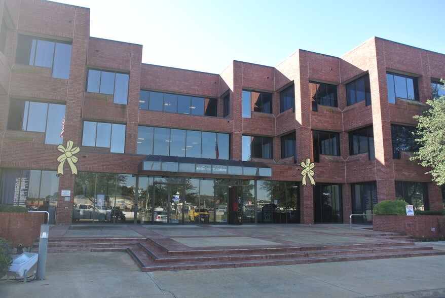 100 W Central Texas Expy, Harker Heights, TX à louer - Photo du bâtiment - Image 3 de 12