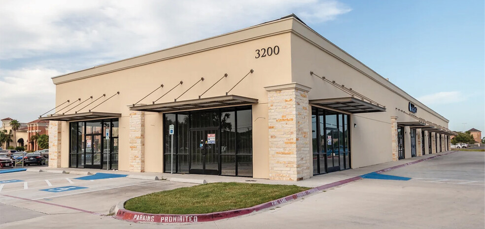 3200 N McColl Rd, McAllen, TX for lease - Building Photo - Image 2 of 3