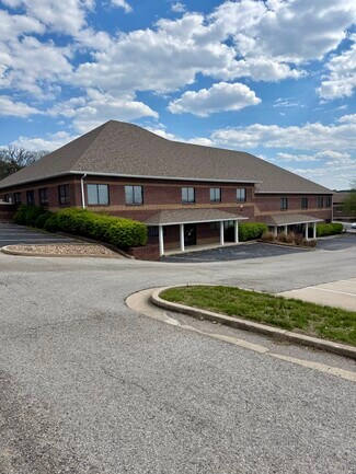 Plus de détails pour 919 Wildwood Dr, Jefferson City, MO - Bureau à vendre