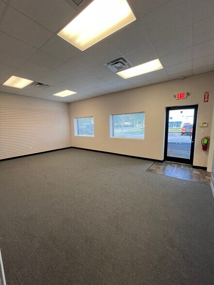 106 Lichen Rd, Myrtle Beach, SC à louer - Photo du bâtiment - Image 2 de 11