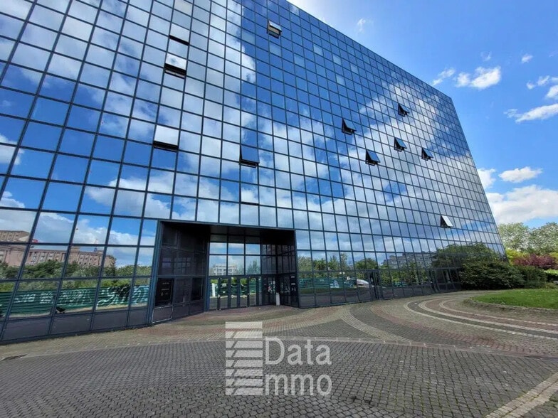 2 Rue Du Centre, Noisy-le-Grand for lease - Building Photo - Image 2 of 31