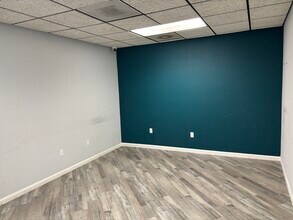 4141 W Bethany Home Rd, Phoenix, AZ for lease Building Photo- Image 2 of 12