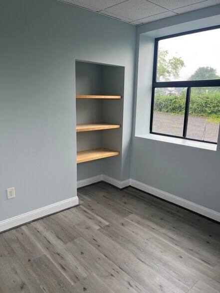 138 Leland St, Framingham, MA à louer - Photo du bâtiment - Image 3 de 17