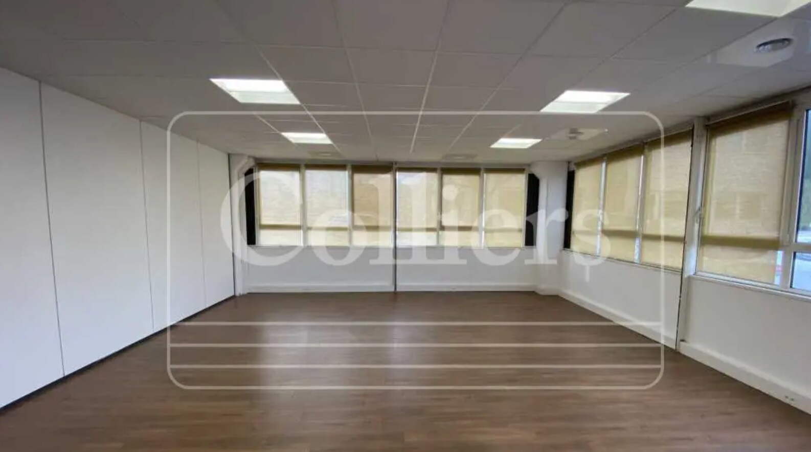 Office in Marseille for lease Interior Photo- Image 1 of 14