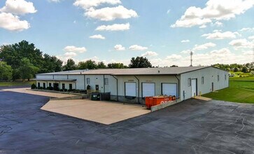 1821 S 1st St, Rogers, AR for lease Interior Photo- Image 1 of 2