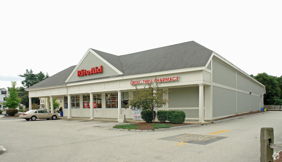 86 Elm St, Milford, NH à louer - Photo du bâtiment - Image 2 de 2