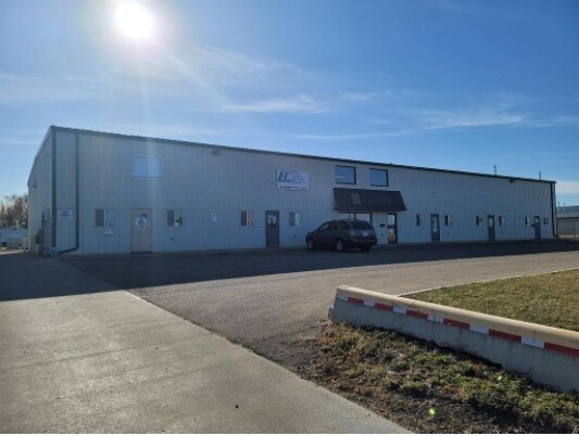 Plus de détails pour 11113 83 Av, Fort Saskatchewan, AB - Industriel à vendre