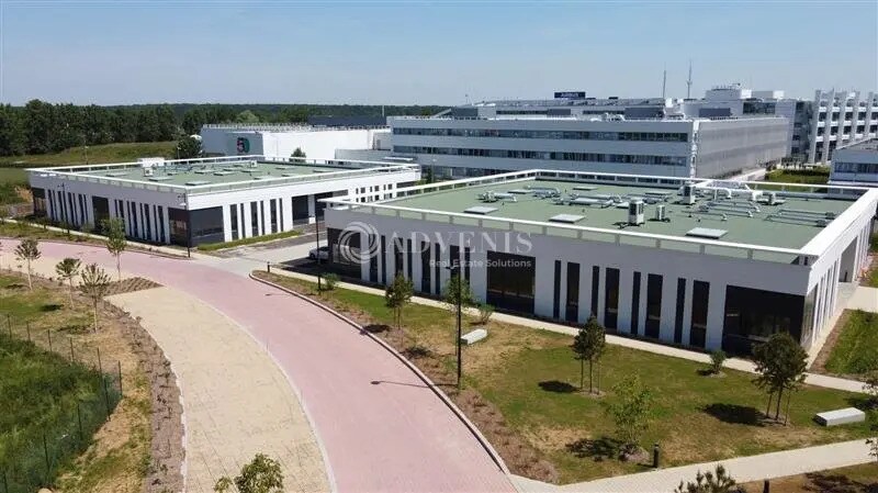 Bureau dans Élancourt à louer - Photo du bâtiment - Image 1 de 3