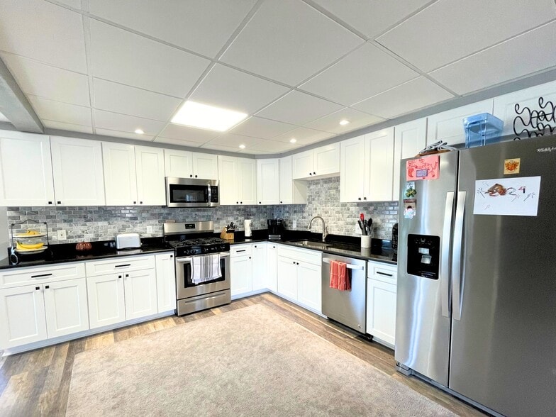 735 Main St, Johnson City, NY for sale - Building Photo - Image 3 of 16