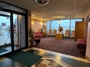 4302 SW Lee Blvd, Lawton, OK à louer Photo du bâtiment- Image 1 de 29