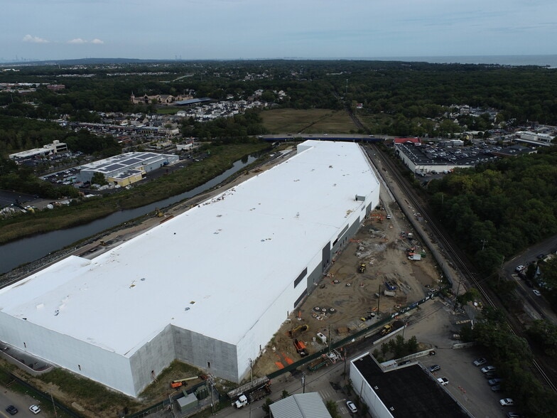 1 Nassau Pl, Staten Island, NY for lease - Building Photo - Image 3 of 20