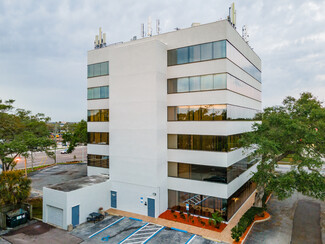 More details for 3000 Gulf To Bay Blvd, Clearwater, FL - Office for Lease