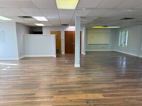 330 N Harrison St, Princeton, NJ for lease Interior Photo- Image 2 of 9