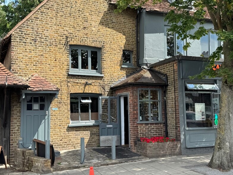 3-5 High St, Ruislip for lease - Building Photo - Image 3 of 12