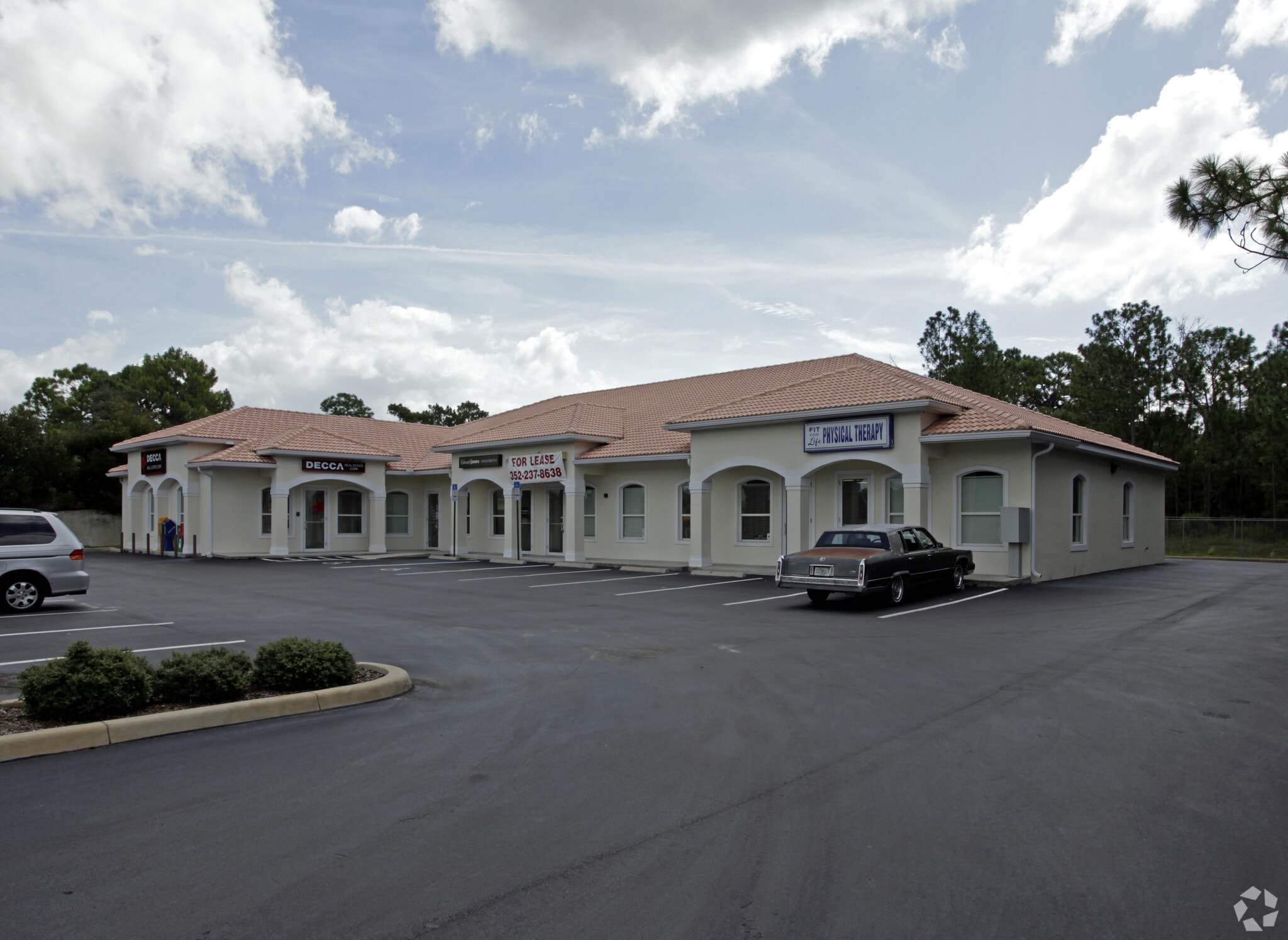 8960 SW Sr-200 Hwy, Ocala, FL for lease Primary Photo- Image 1 of 9