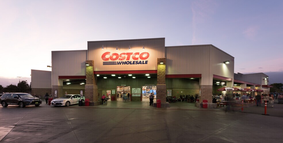 1130 Broadway, Chula Vista, CA à louer - Photo du bâtiment - Image 1 de 10