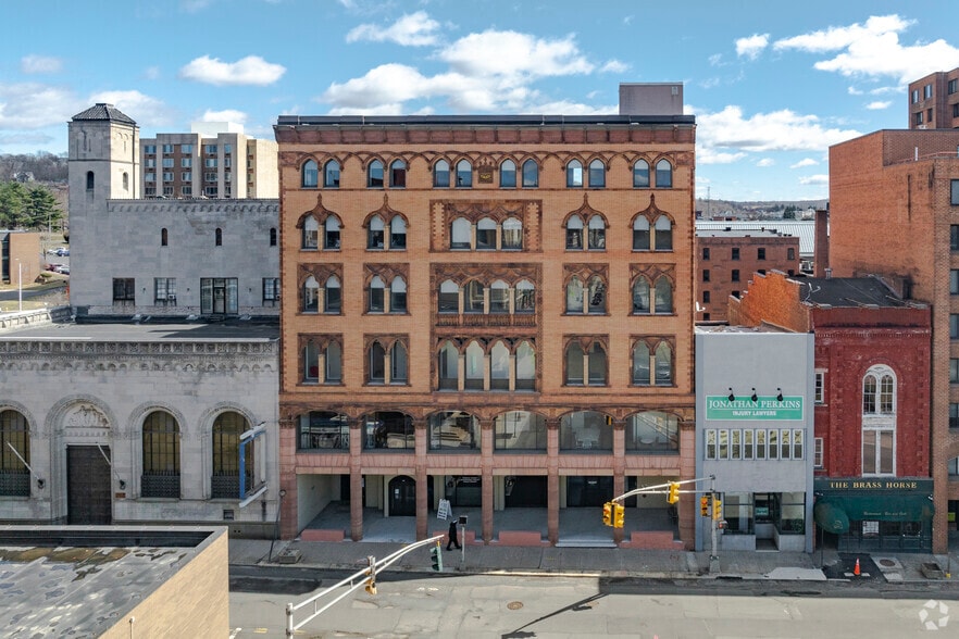 34-58 N Main St, Waterbury, CT for sale - Primary Photo - Image 1 of 9