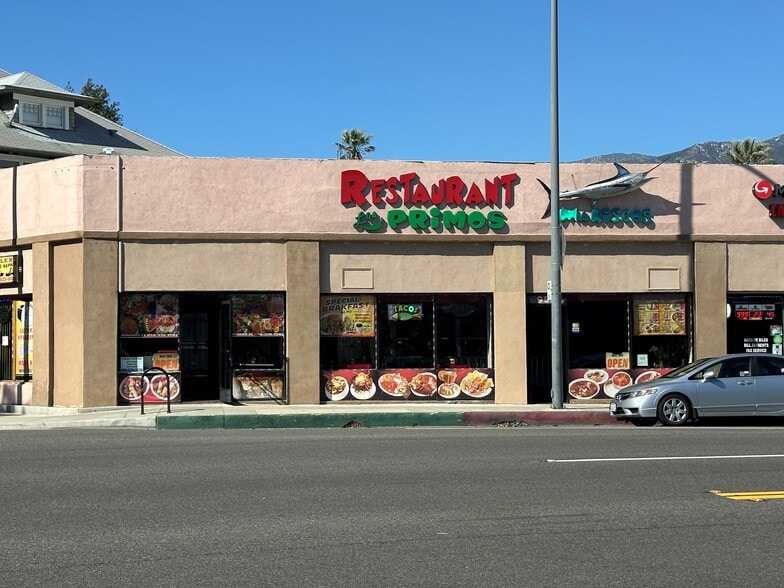 701-727 Fair Oaks Ave, Pasadena, CA for lease - Building Photo - Image 2 of 3