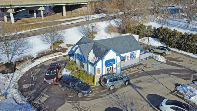 Plus de détails pour Net Leased Retail Portfolio – Commerce de détail à vendre, Dover, NH