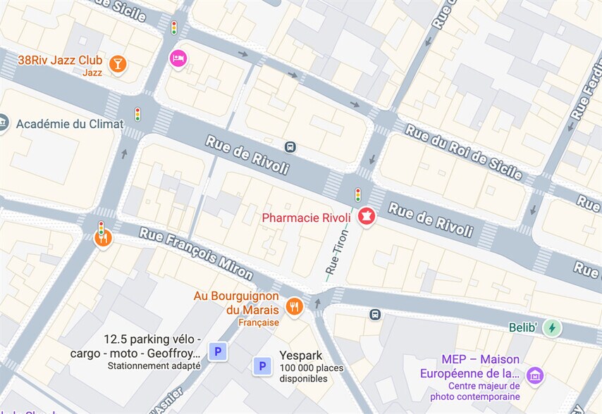 Retail in Paris for lease - Building Photo - Image 2 of 5