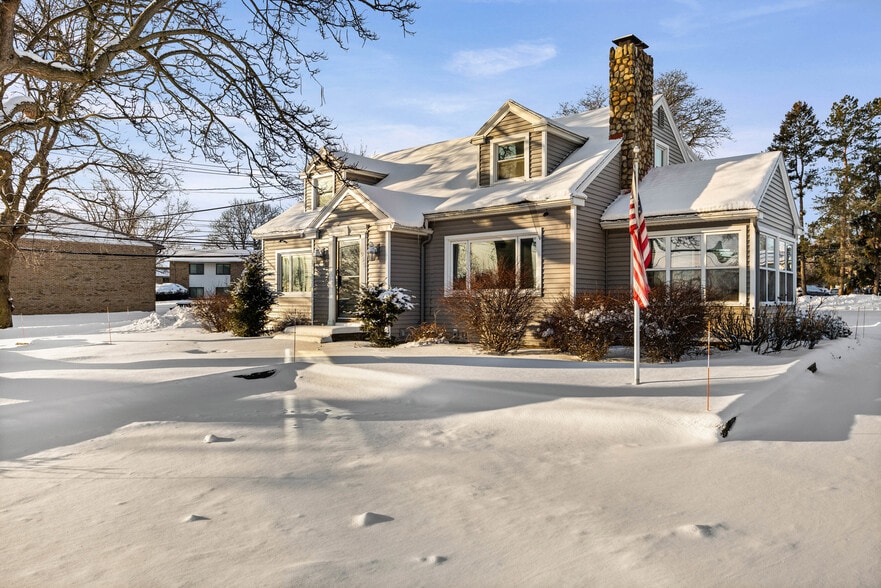 955 E Henrietta Rd, Rochester, NY à louer - Photo du bâtiment - Image 2 de 19