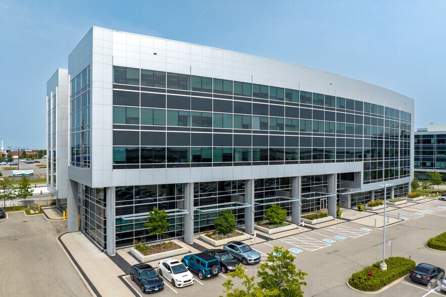 1 Prologis Blvd, Mississauga, ON à vendre - Photo du bâtiment - Image 1 de 1