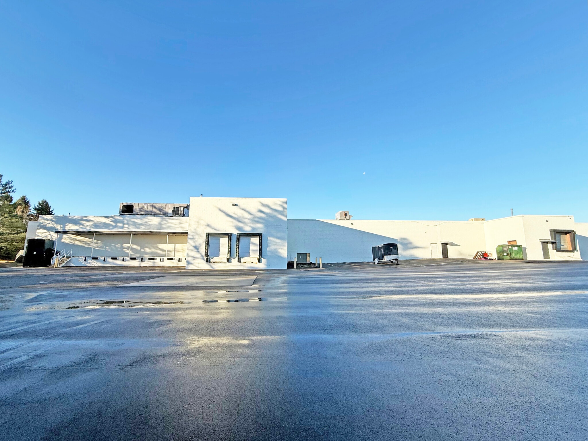 405-443 Western Ave, South Portland, ME for lease Building Photo- Image 1 of 2