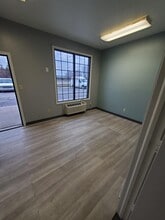 7009 E 56th St, Indianapolis, IN for lease Interior Photo- Image 1 of 3