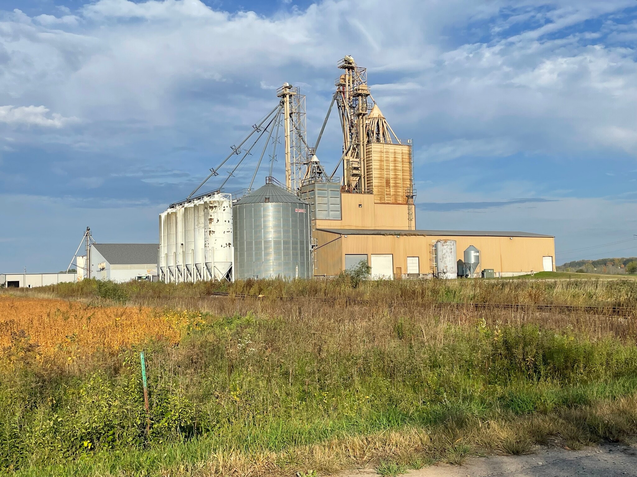 849 Manor Dr, Weyauwega, WI for sale Building Photo- Image 1 of 6