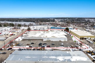 Plus de détails pour 2325 Sybrant Rd, Traverse City, MI - Industriel à vendre