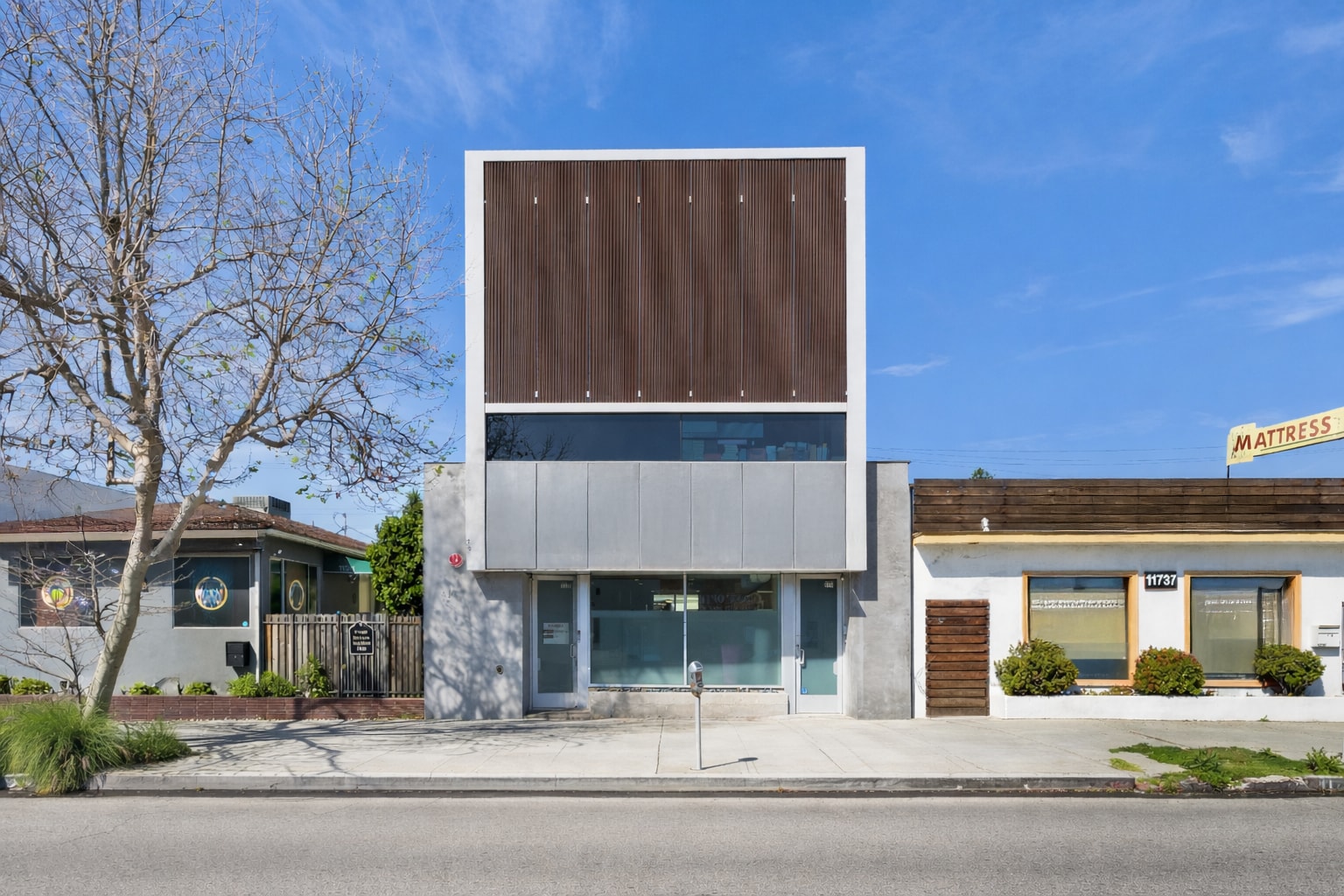 11741 W Pico Blvd, Los Angeles, CA for lease Primary Photo- Image 1 of 7
