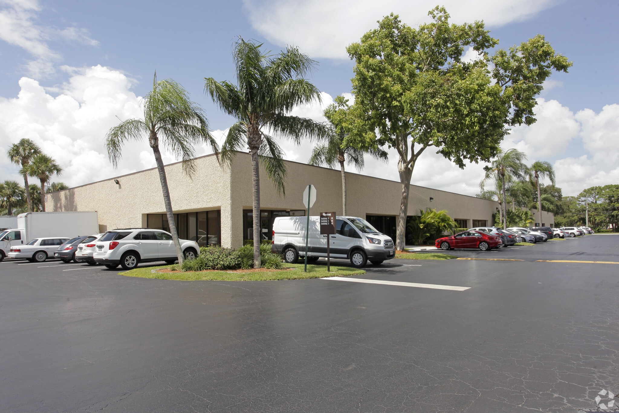 406-442 SW 12th Ave, Deerfield Beach, FL for lease Primary Photo- Image 1 of 7