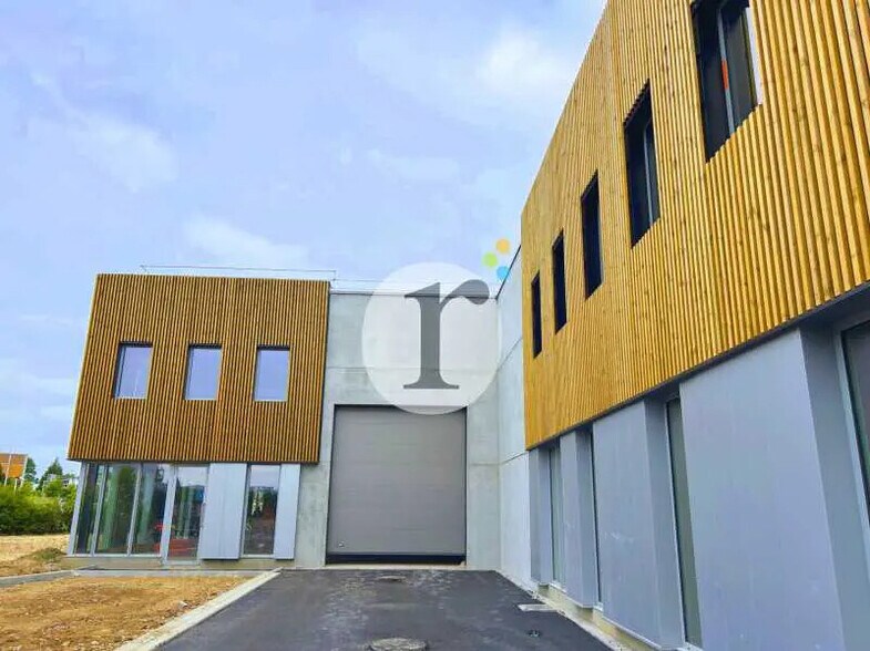 Flex dans Seclin à louer - Photo du bâtiment - Image 3 de 8