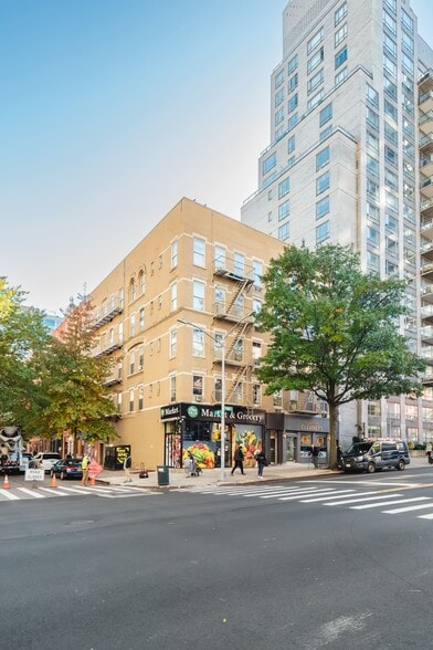 1670-1672 York Ave, New York, NY for sale - Building Photo - Image 2 of 17