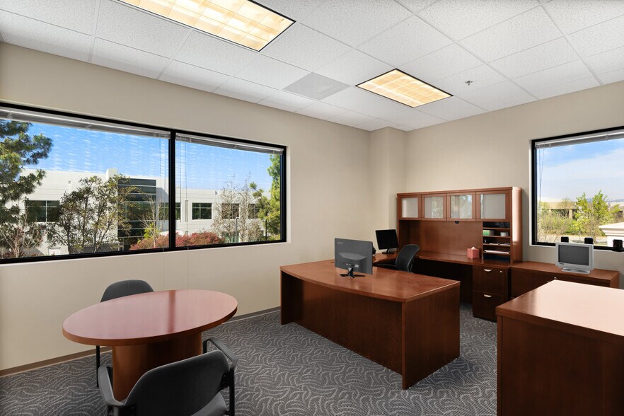 3785 Brickway Blvd, Santa Rosa, CA for sale - Building Photo - Image 2 of 16