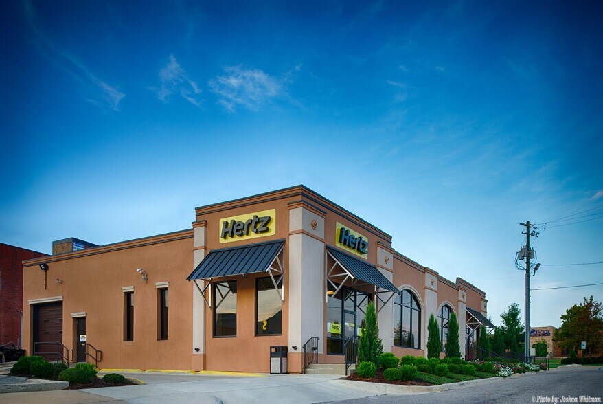 341-345 Molton St, Montgomery, AL à louer - Photo du bâtiment - Image 3 de 5