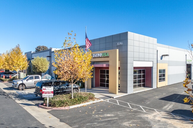 Plus de détails pour 30746 Wealth St, Murrieta, CA - Industriel à vendre