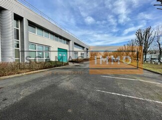 Plus de détails pour 13 Rue Henri Farman, Tremblay-en-France - Bureau, Industriel à louer