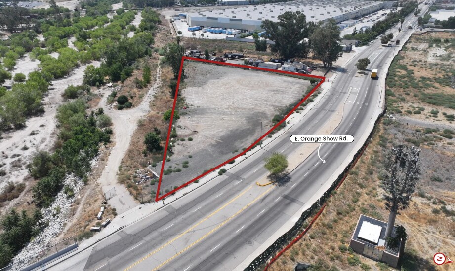 787 Orange Show, San Bernardino, CA à vendre - Photo du bâtiment - Image 2 de 5